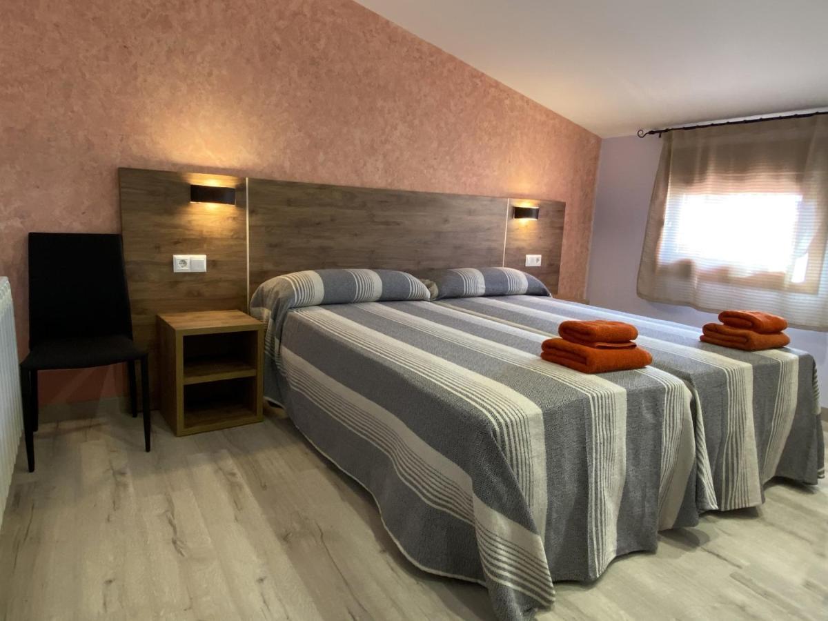 Apartamentos De Turismo Rural Las Eras Castelserás Exteriér fotografie