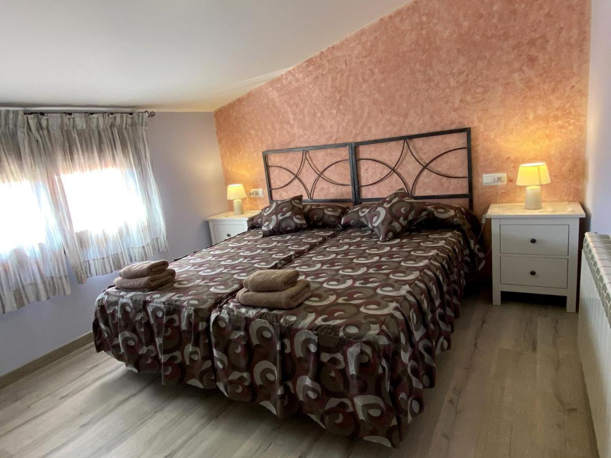 Apartamentos De Turismo Rural Las Eras Castelserás Exteriér fotografie