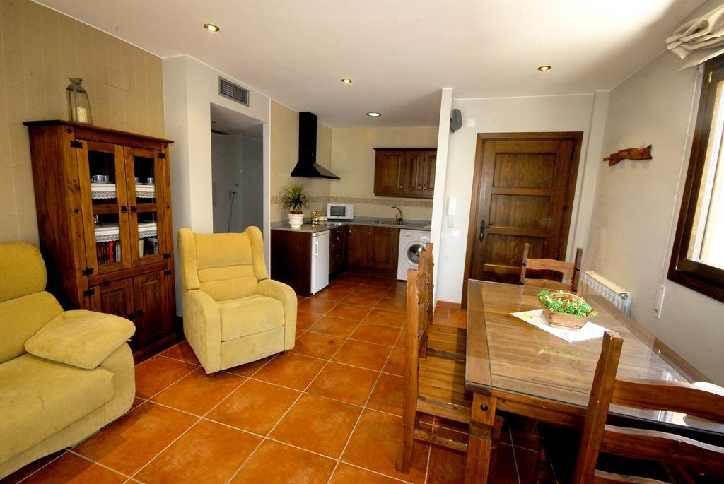 Apartamentos De Turismo Rural Las Eras Castelserás Exteriér fotografie