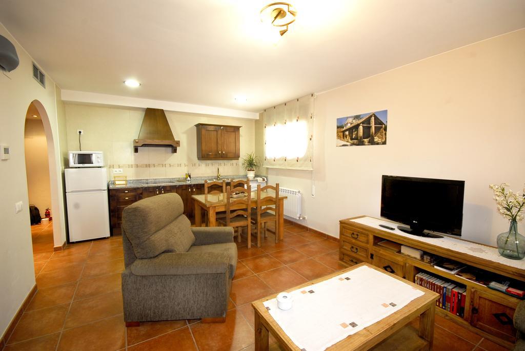 Apartamentos De Turismo Rural Las Eras Castelserás Exteriér fotografie